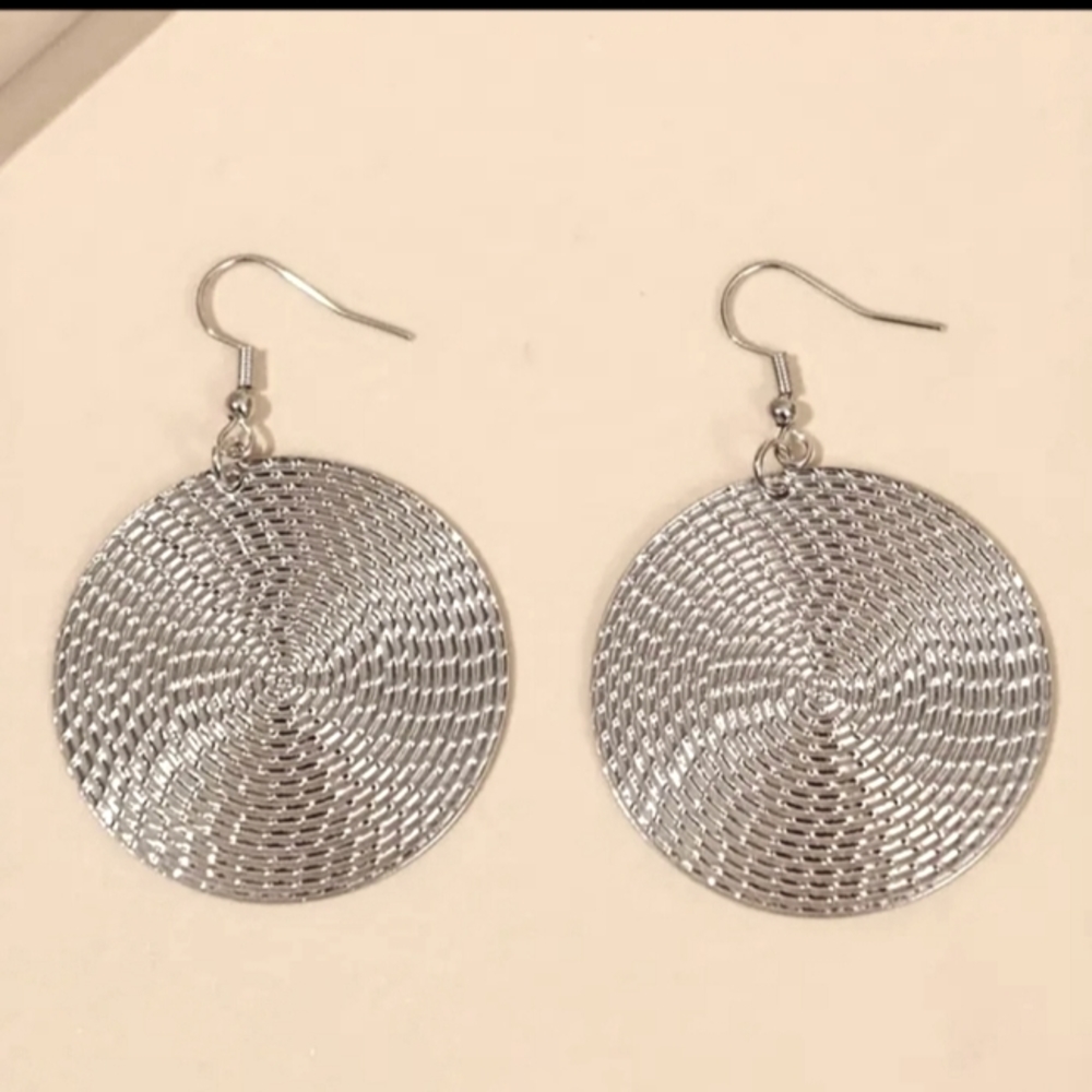 Fashion Jewelry, Silver pierced dangle earrings